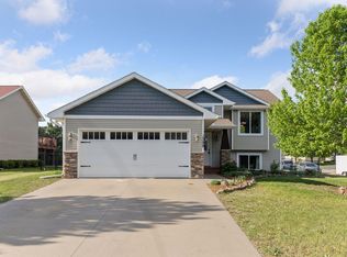 1399 Falcon Pl, New Richmond, WI 54017