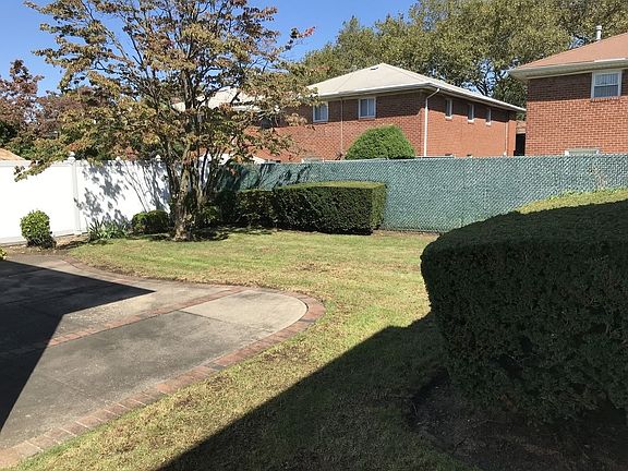 3rd image of 430 Mayfair Dr S