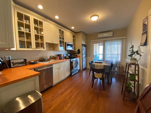 34 Hall St #3, Jamaica Plain, MA 02130