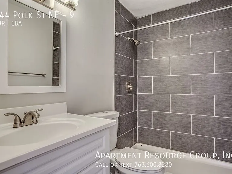 744 Polk St NE #9 — Photo 10