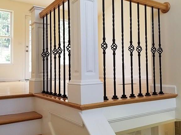 5th image of 529 Lunns Way