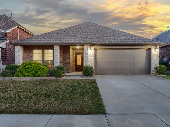 912 Lake Cypress Ln, Little Elm, TX 75068