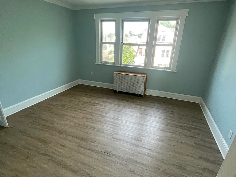 78 Schuyler Ave #3C — Photo 6
