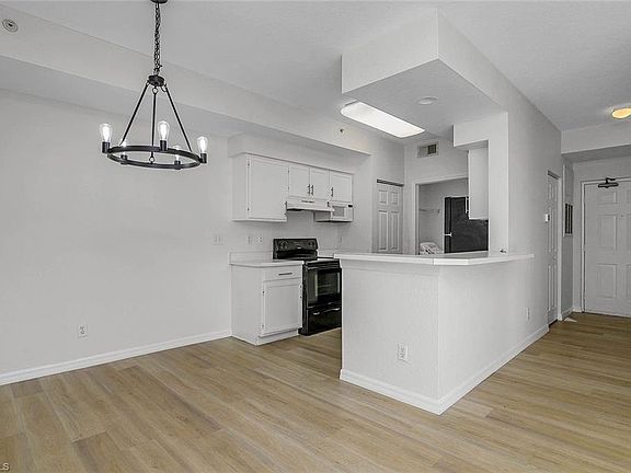 3rd image of 4630 Saint Croix LN #824