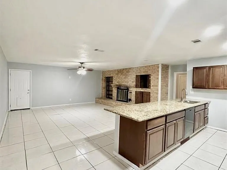 16110 White Star Dr — Photo 4