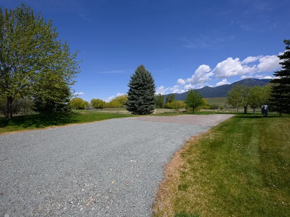 446 Kingfisher Loop, Eureka, MT 59917