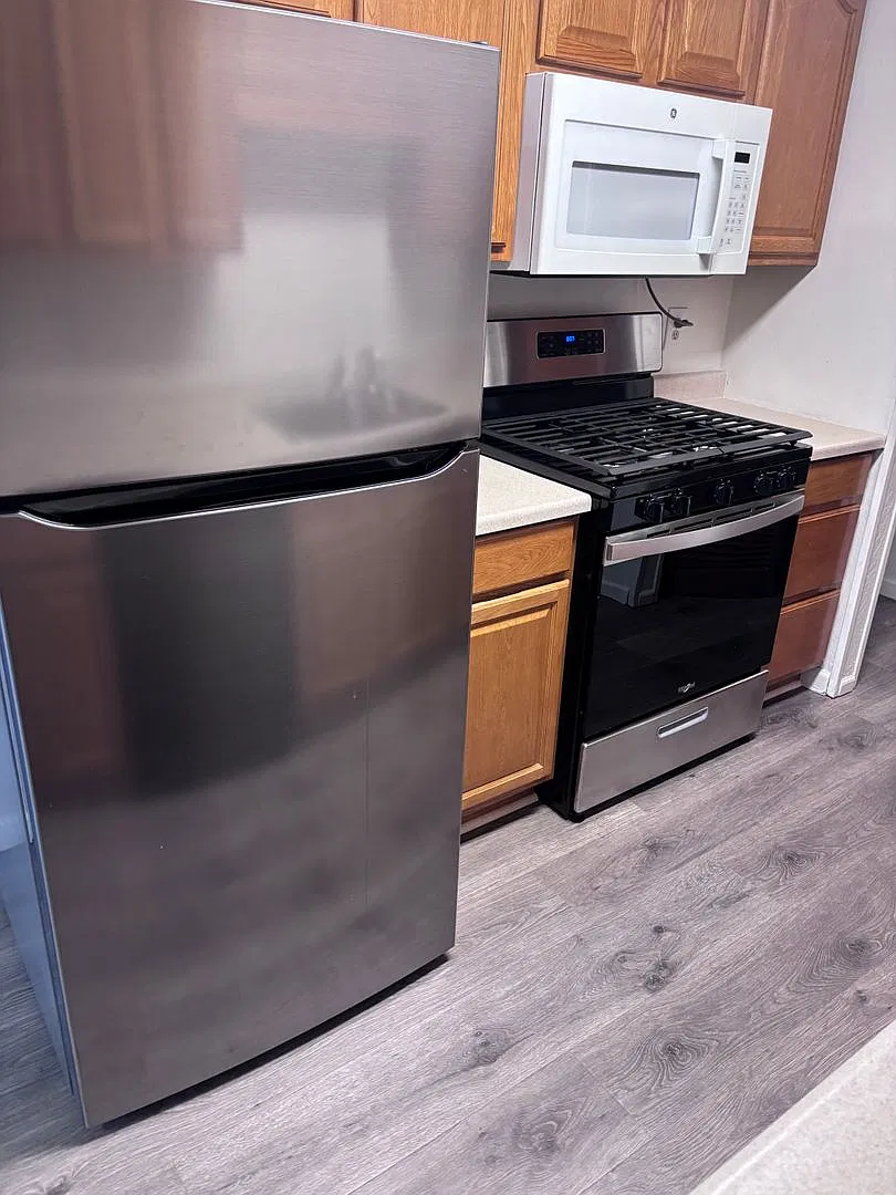 Heat Paid! 2 Bedroom East Anchorage Duplex! — Photo 3