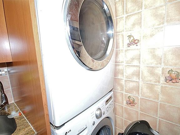 5th image of 7266 Royce Pl #177