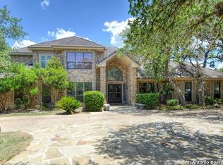 307 Happy Trl, Shavano Park, TX 78231