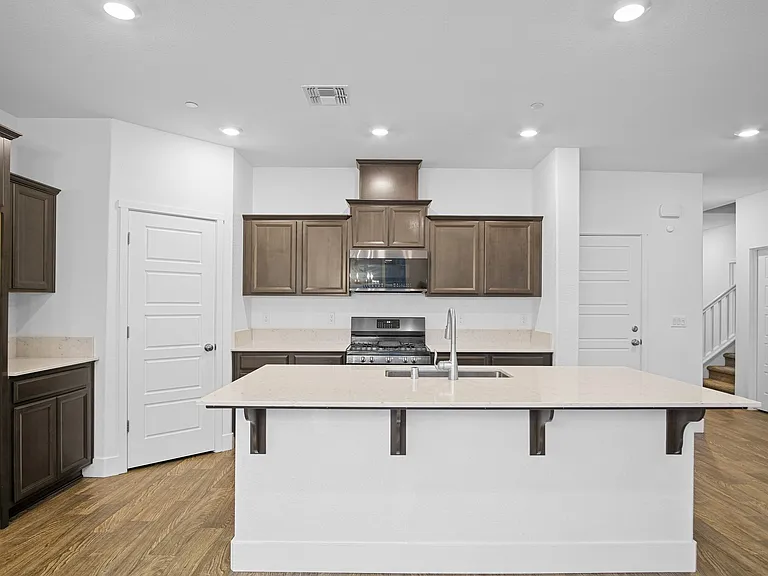 2455-00 Explorador Dr — Photo 14