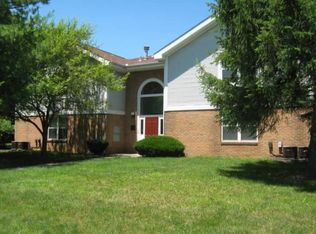 168 S Westmoor Ave APT F, Newark, OH 43055
