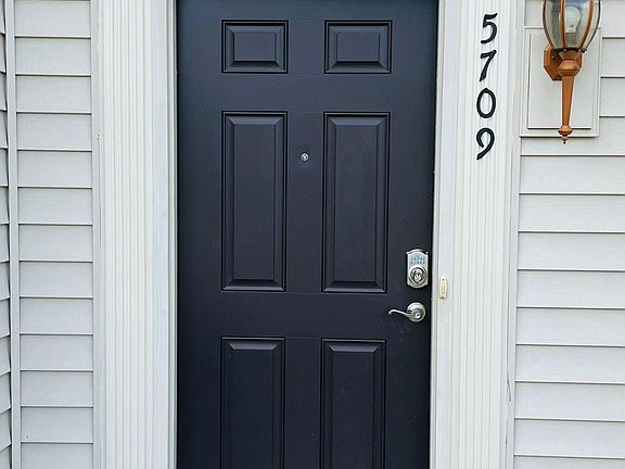 2nd image of 5709 Mossdale Ln #2