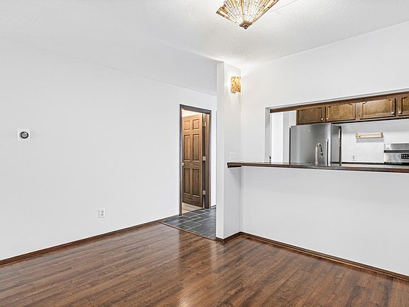 5th image of 6052 Golden Valley Rd