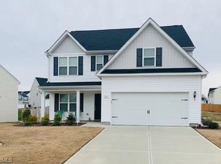111 Steamboat Ln, Burlington, NC 27217