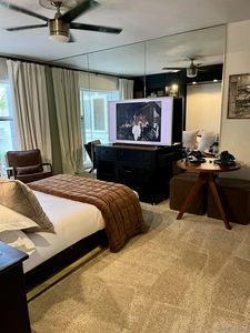 220 Coast Blvd Unit 2M, La Jolla, CA, 92037