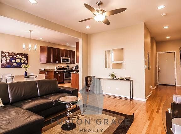 5th image of 1633 W Farwell Ave S #3