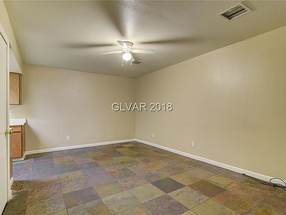 2nd image of 401 N Lamb Blvd