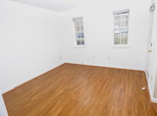 14901 Rydell Rd APT 104, Centreville, VA 20121