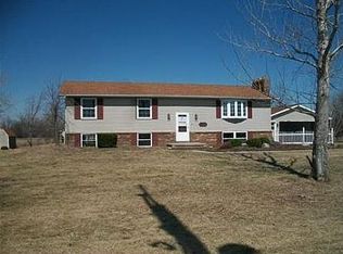 8905 Arquette Rd, Oregon, OH 43616