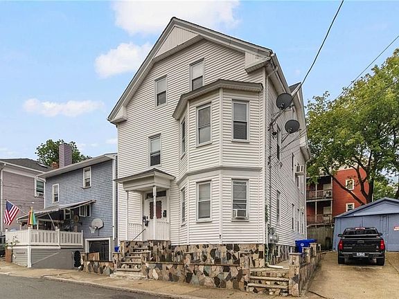 3rd image of 81 Lancaster St #2