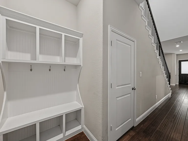 7513 Sunset Blvd — Photo 27