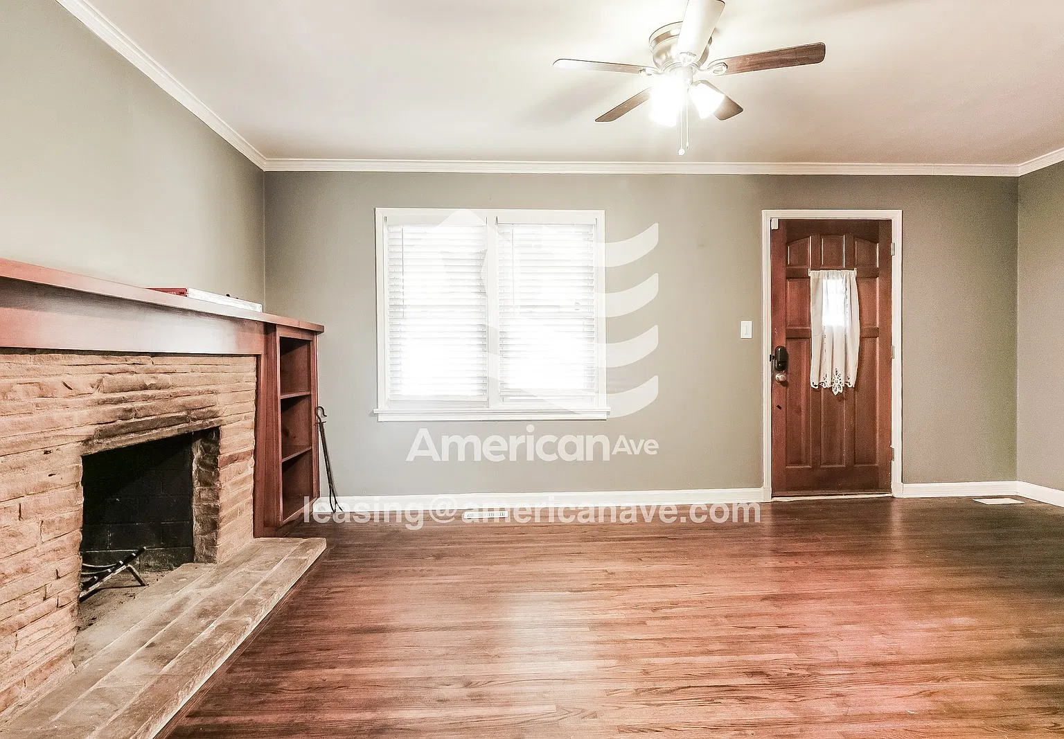 3 bed, 1.5 bath, 1290 sqft, $1,445 — Photo 3