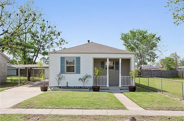 1st image of 2904 Lyndell Dr