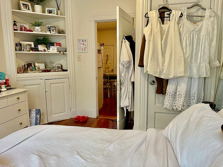 17 Irving St #9 — Photo 15