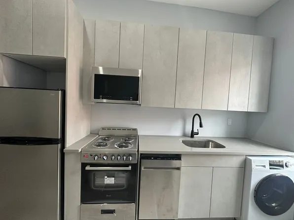 1413 Kings Highway image 8 of 10