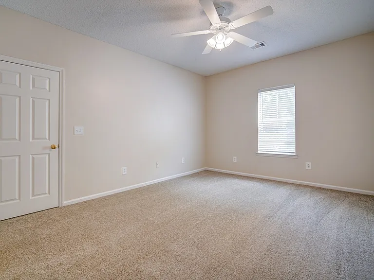 Bristol Park Apartment Homes — Photo 49
