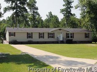 4723 Elite Ct, Hope Mills, NC 28348