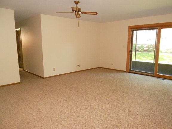 3rd image of 215 E Walters Ln #1B