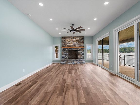 2nd image of 1898 Lee Road 348