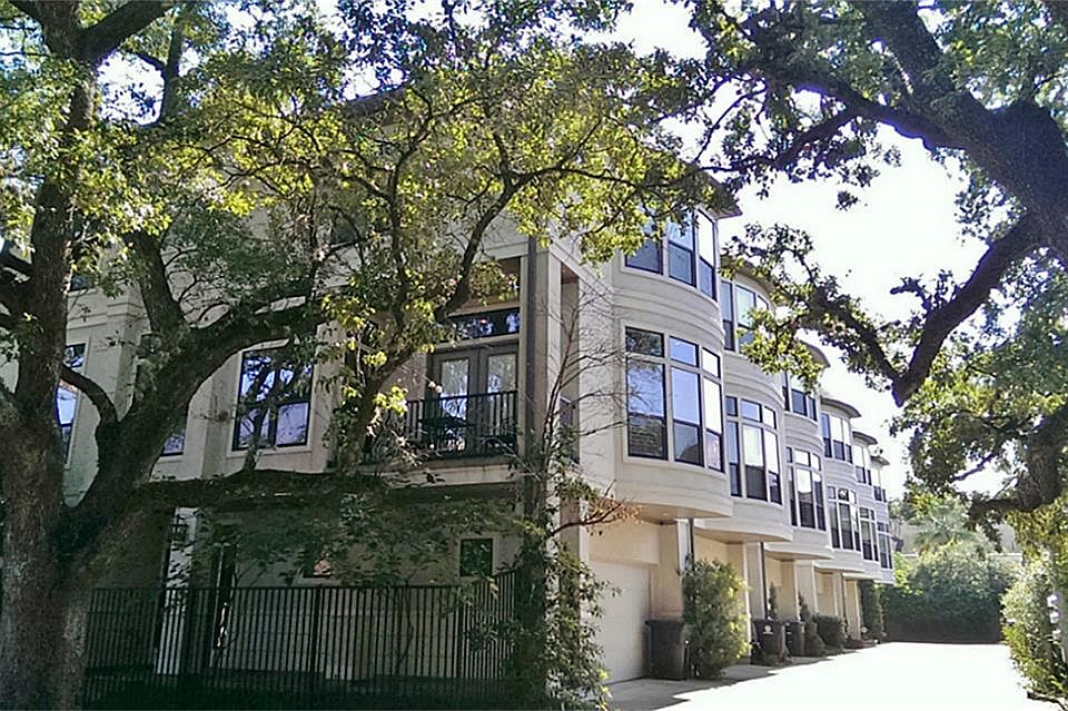 1st image of 1415 Hyde Park Blvd #D