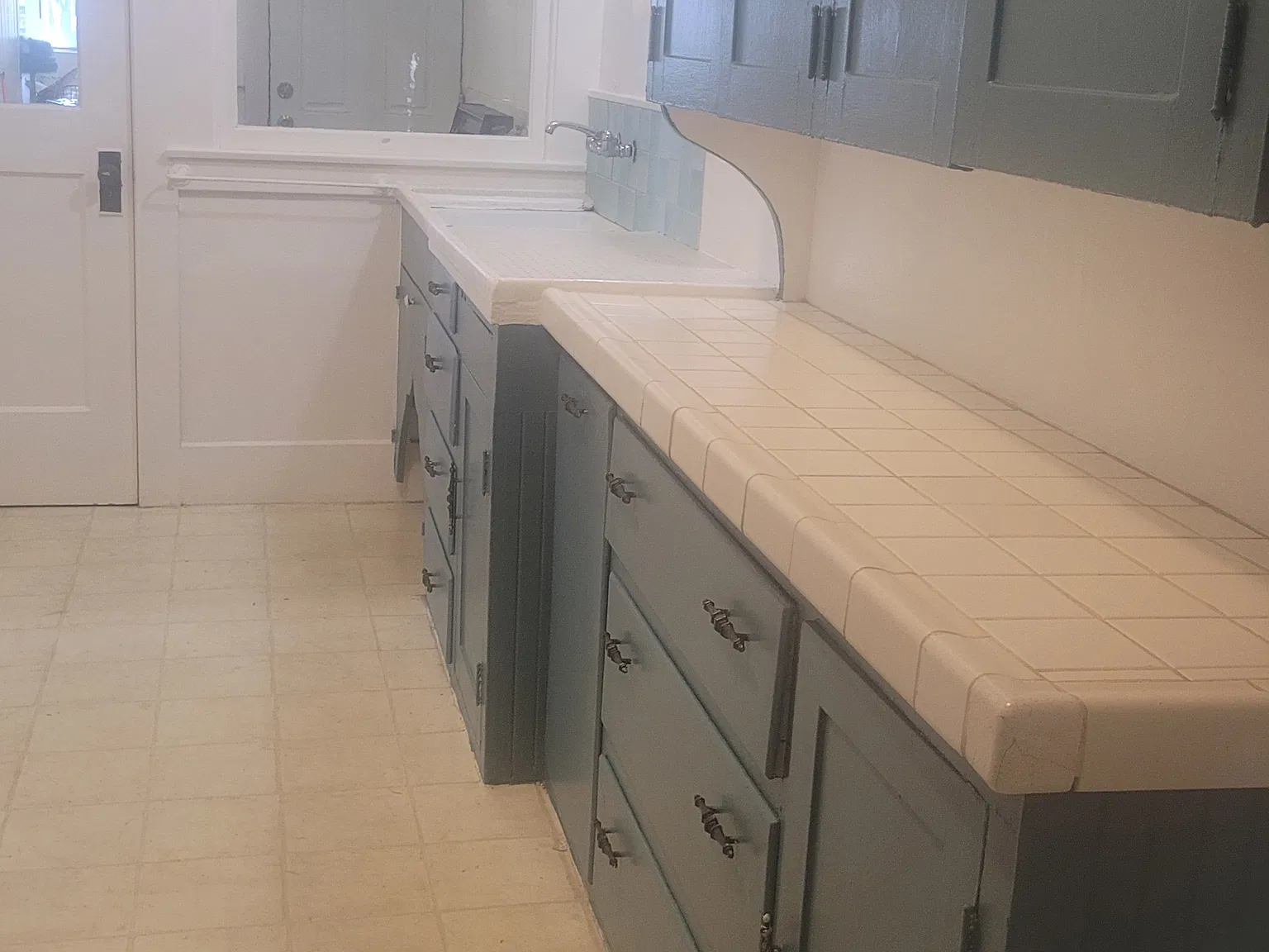 2 bed, 1200 sqft, $1,900 — Photo 3