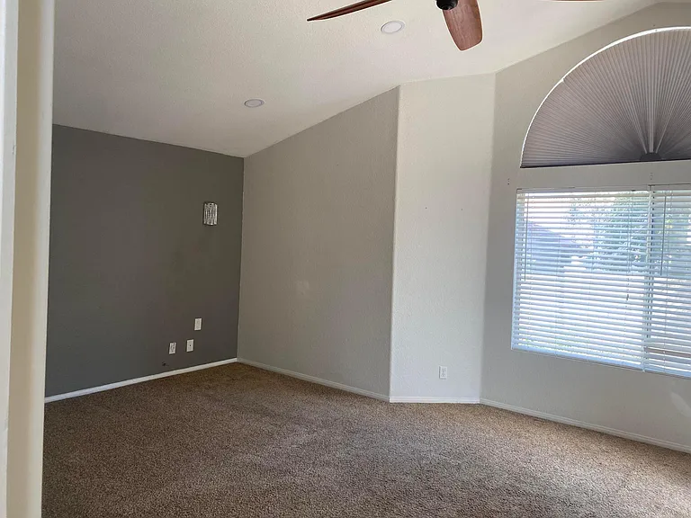 3321 Deaver Dr — Photo 16