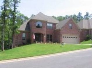 15 Woodfern Dr, Little Rock, AR 72211