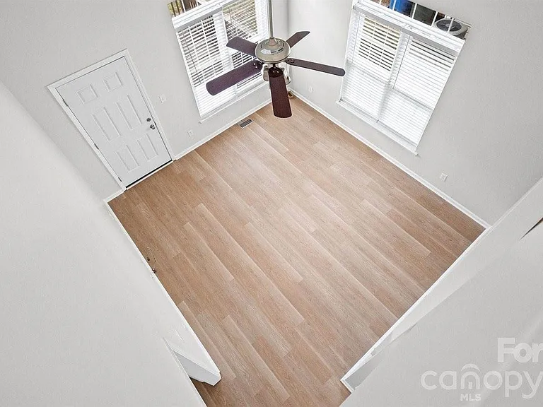 125 Forest Ridge Rd — Photo 28