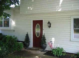 5789 Clarkson Dr, East Petersburg, PA 17520