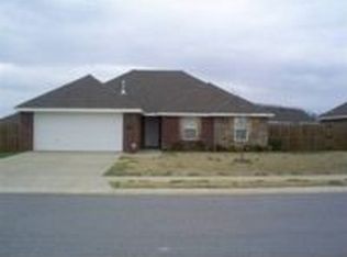 1412 Zachary St, Pea Ridge, AR 72751