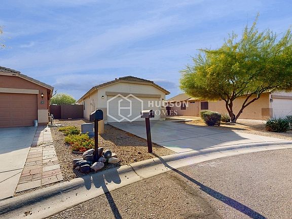 3rd image of 39907 N Fazio Ln