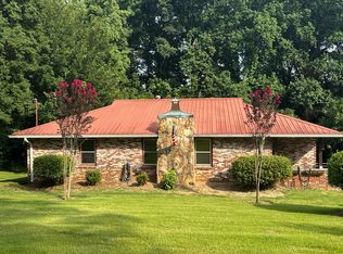 887 Parkway Dr SE, Smyrna, GA 30080