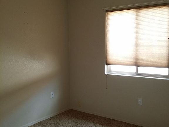 3rd image of 4657 Big Bend St