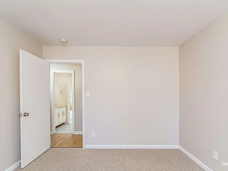 3019 Sprucewood Dr — Photo 5