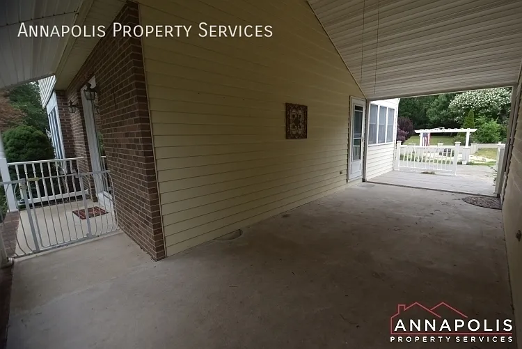 7809 Locust Wood Rd — Photo 33