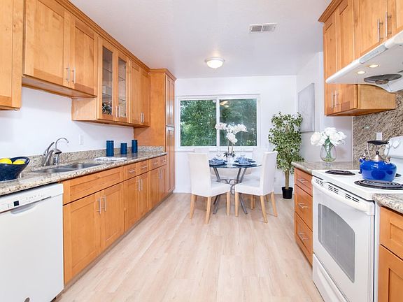 5th image of 2240 Alexian Dr