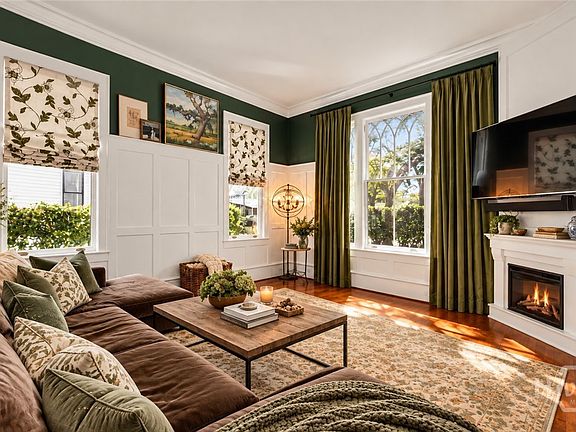 4th image of 303 W 36th Street