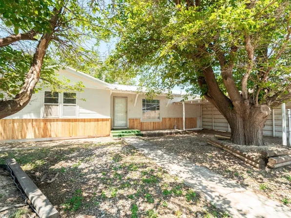 209 Main St, Idalou, TX 79329