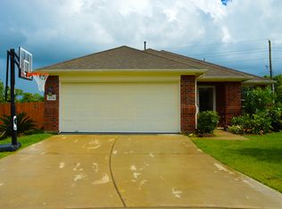 2238 Sterling Oaks Dr, Rosharon, TX 77583