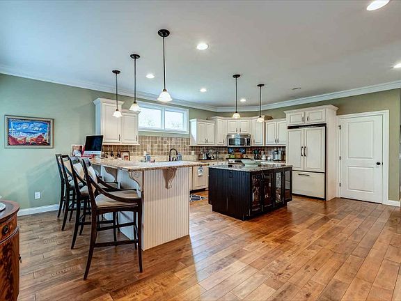 4th image of 1516 Larkinwood Ln